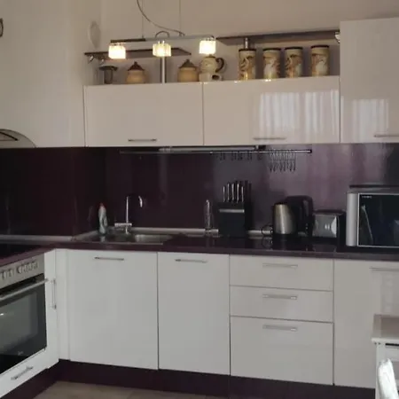апартамент в закрытом комплексе Sunny Hill, Apartmán Burgas City